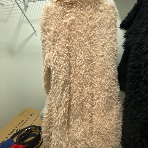 LIGHT PINK TEDDY COAT SIZE MEDIUM - Picture 2 of 2